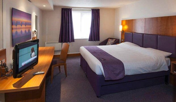 Premier Inn Knutsford Eksteriør billede